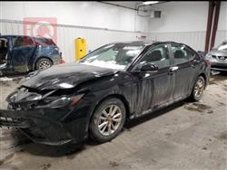 تۆیۆتا کامری